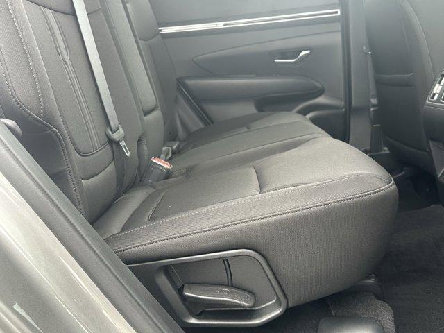 Photo of 2023 Shimmering Silver Hyundai TUCSON