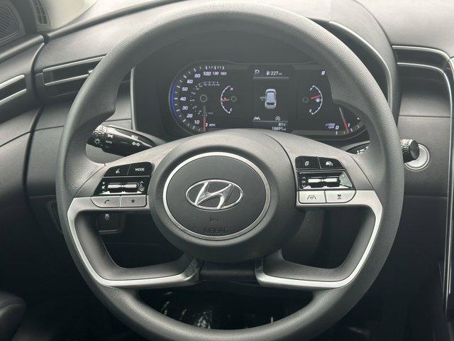 Photo of 2023 Shimmering Silver Hyundai TUCSON