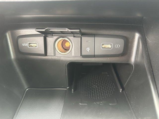Photo of 2023 Shimmering Silver Hyundai TUCSON