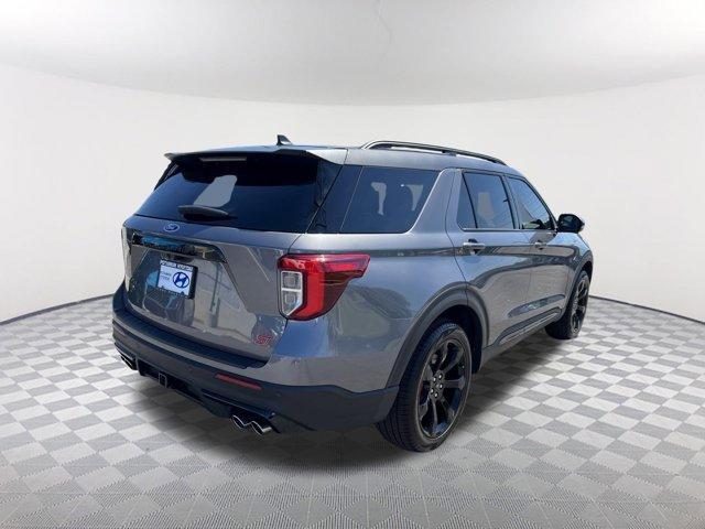 Photo of 2023 Carbonized Gray Metallic Ford Explorer