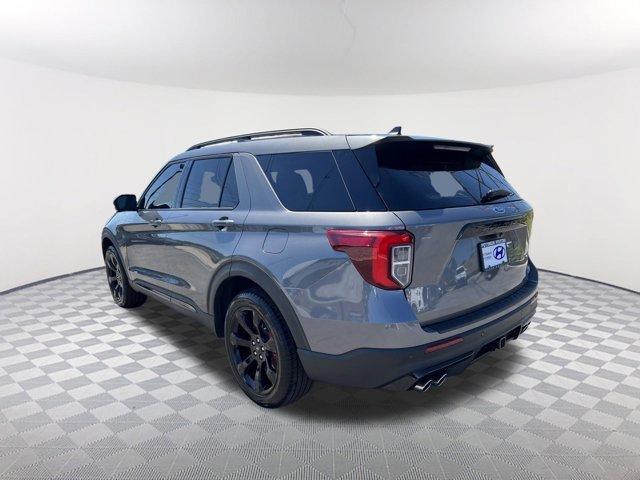 Photo of 2023 Carbonized Gray Metallic Ford Explorer