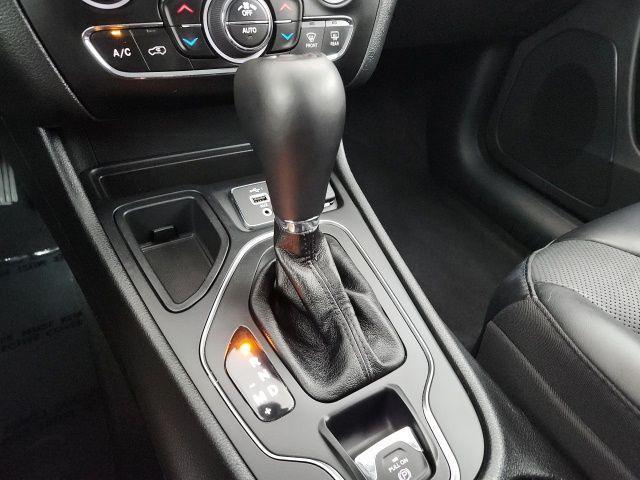 Photo of 2022 Diamond Black Jeep Cherokee