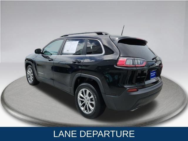 Photo of 2022 Diamond Black Jeep Cherokee