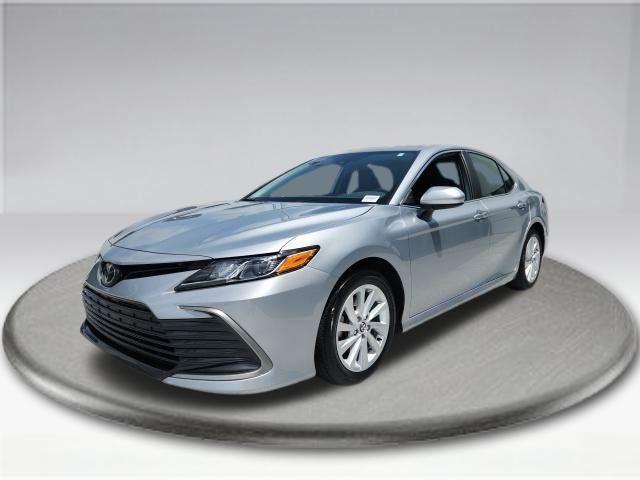 Photo of 2023 Celestial Silver Metallic Toyota Camry