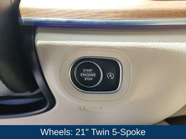 Photo of 2022 Brilliant Blue Metallic Mercedes-Benz GLE 350