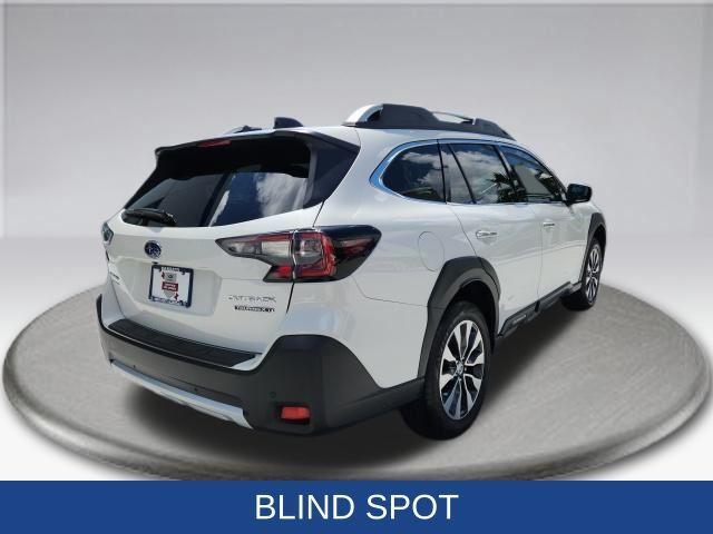 Photo of 2023 Crystal White Pearl Subaru Outback