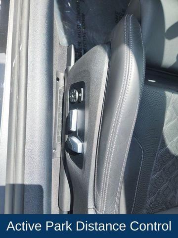 Photo of 2022 Black Sapphire Metallic BMW M8