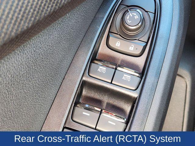Photo of 2025 Gray Metallic Subaru Crosstrek