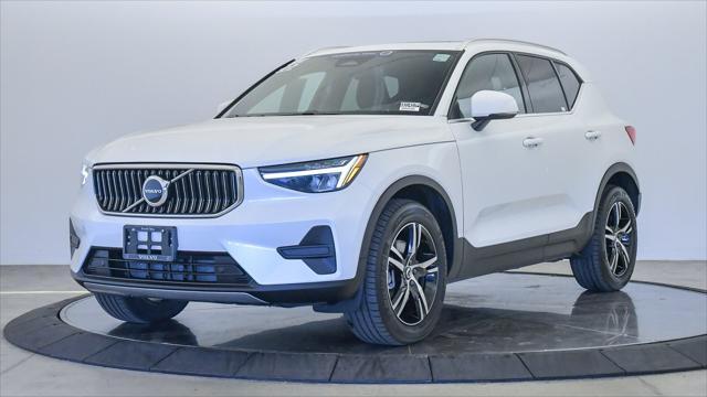 2025 Volvo XC40