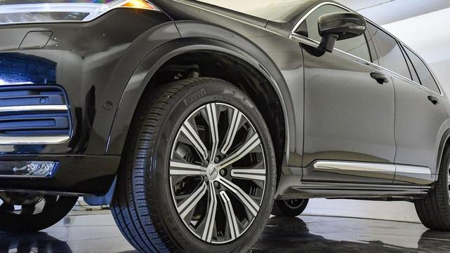 Photo of 2025 Onyx Black Volvo XC90