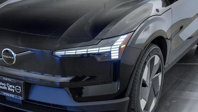 Photo of 2025 Onyx Black Volvo EX30
