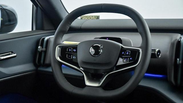 Photo of 2025 Onyx Black Volvo EX30
