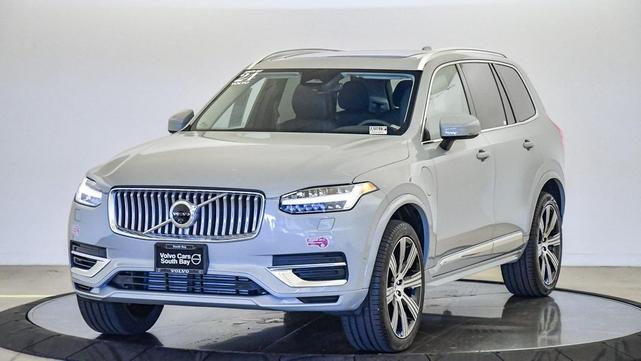 Photo of 2024 Vapour Grey Metallic Volvo XC90 Recharge Plug-In Hybrid