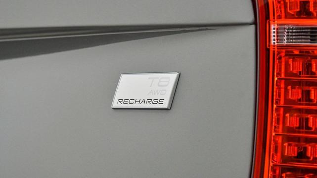 Photo of 2024 Vapour Grey Metallic Volvo XC90 Recharge Plug-In Hybrid