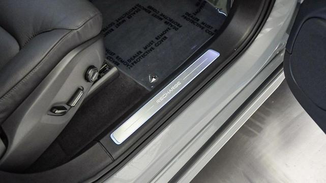 Photo of 2024 Vapour Grey Metallic Volvo XC90 Recharge Plug-In Hybrid