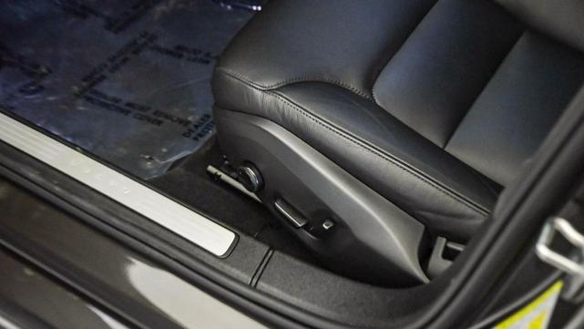 Photo of 2025 Platinum Grey Volvo S60