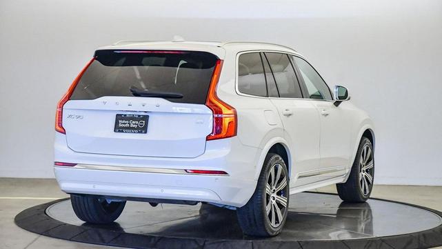Photo of 2023 Crystal White Metallic Volvo XC90 Recharge Plug-In Hybrid