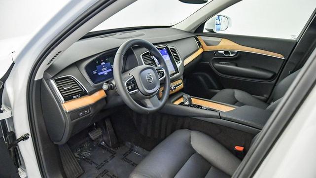Photo of 2023 Crystal White Metallic Volvo XC90 Recharge Plug-In Hybrid