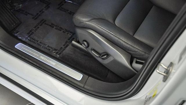 Photo of 2023 Crystal White Metallic Volvo XC90 Recharge Plug-In Hybrid