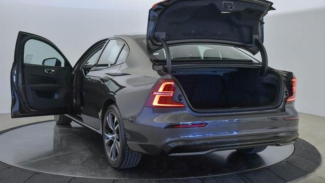 Photo of 2025 Platinum Grey Volvo S60