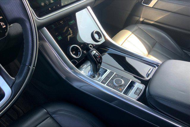 Photo of 2022 Gray Land Rover Range Rover Sport