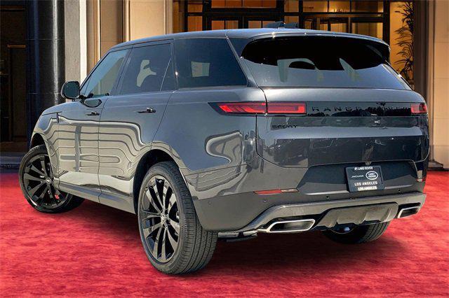 Photo of 2025 Gray Land Rover Range Rover Sport