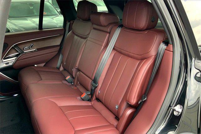 Photo of 2025 Black Land Rover Range Rover