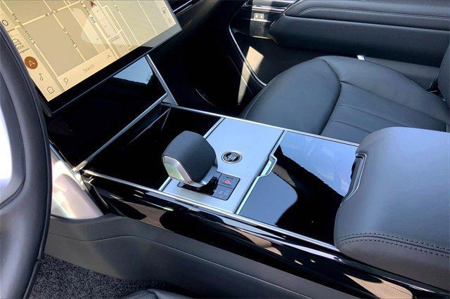 Photo of 2025 Black Land Rover Range Rover