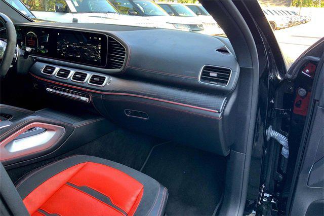 Photo of 2022 Black Mercedes-Benz AMG GLE 53