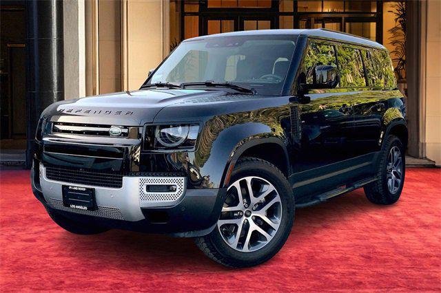 Photo of 2025 Santorini Black Metallic Land Rover Defender