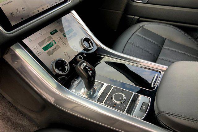 Photo of 2022 Eiger Grey Metallic Land Rover Range Rover Sport