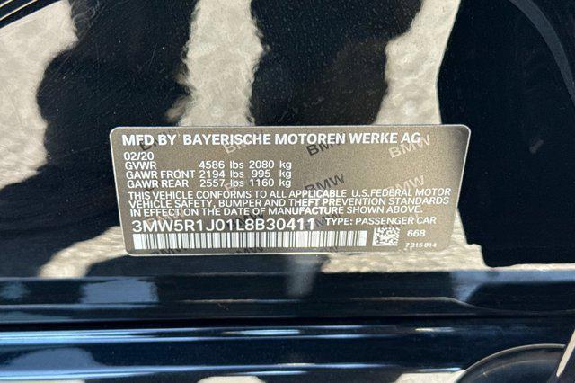 Photo of 2020 Jet Black BMW 330