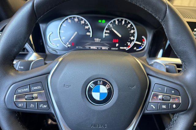 Photo of 2020 Jet Black BMW 330