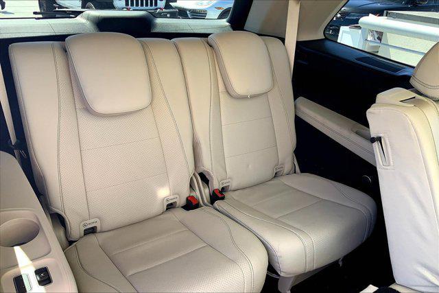 Photo of 2022 Cirrus Silver Metallic Mercedes-Benz GLS 450