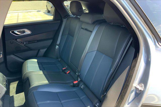 Photo of 2026 Zadar Grey Premium Metallic Land Rover Range Rover Velar