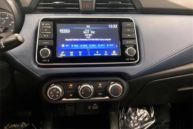 Photo of 2025 Brilliant Silver Metallic Nissan Versa
