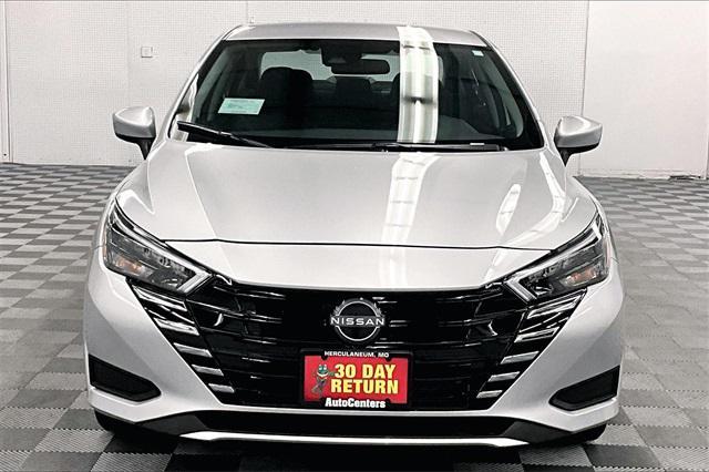 Photo of 2025 Brilliant Silver Metallic Nissan Versa