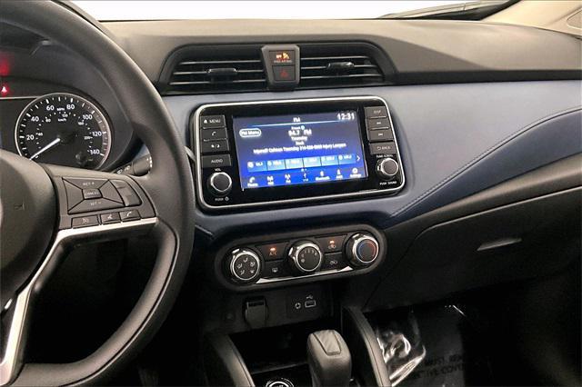 Photo of 2025 Brilliant Silver Metallic Nissan Versa