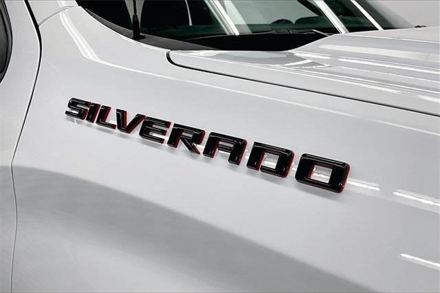 Photo of 2023 Summit White Chevrolet Silverado 1500
