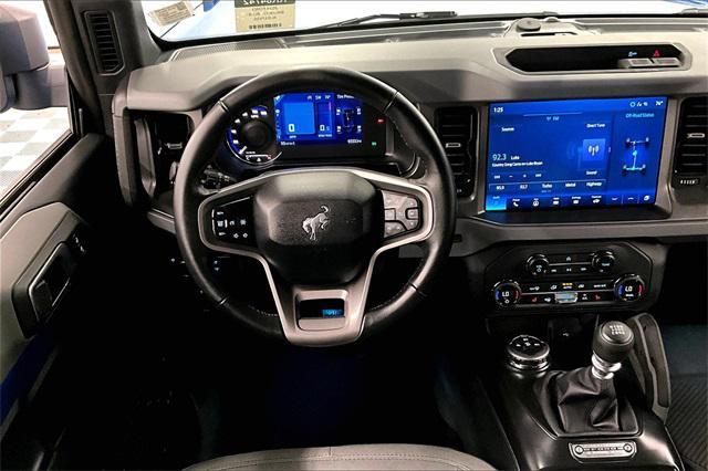 Photo of 2024 Velocity Blue Metallic Ford Bronco