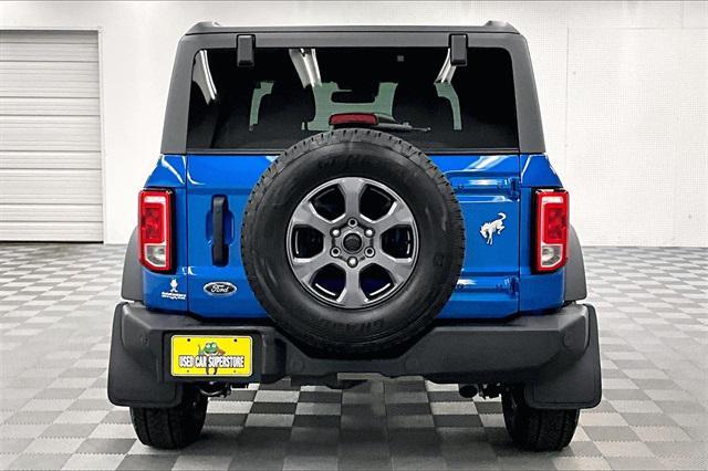 Photo of 2024 Velocity Blue Metallic Ford Bronco