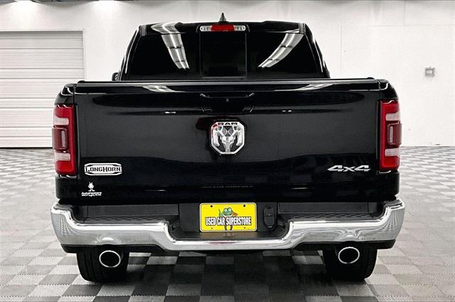 Photo of 2023 Diamond Black Crystal Pearlcoat RAM 1500
