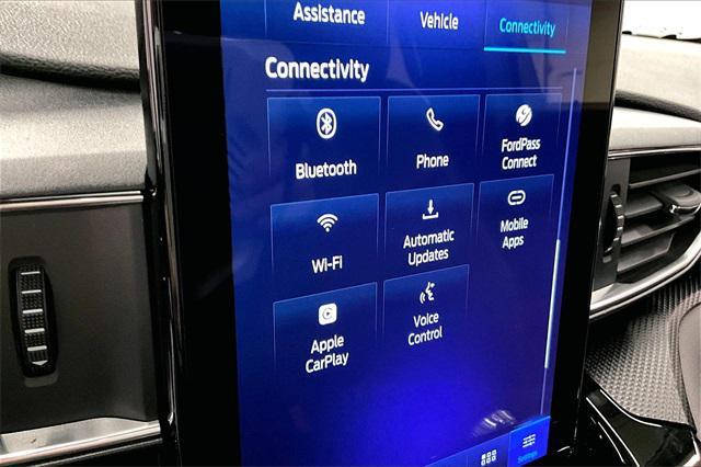 Photo of 2021 Agate Black Metallic Ford Explorer