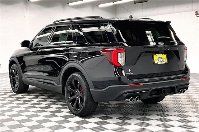 Photo of 2021 Agate Black Metallic Ford Explorer