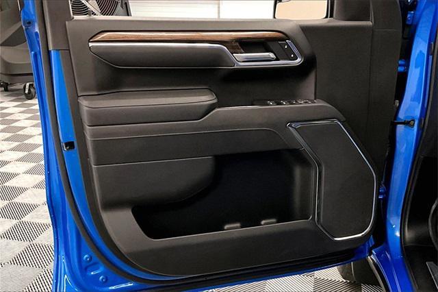 Photo of 2025 Riptide Blue Metallic Chevrolet Silverado 1500