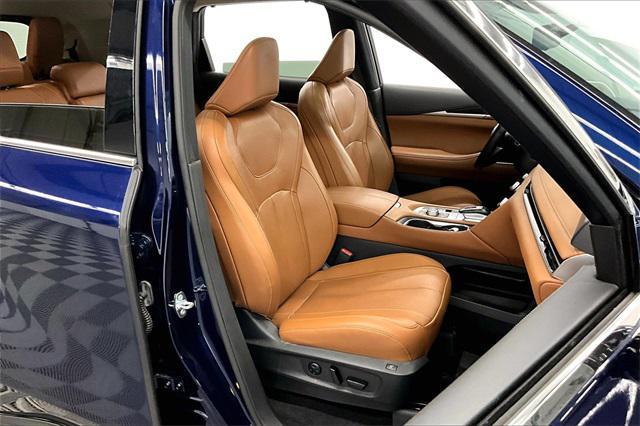 Photo of 2022 Grand Blue INFINITI QX60