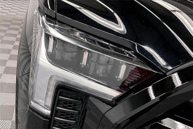 Photo of 2022 Midnight Black Metallic Toyota Tundra