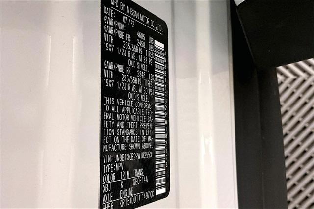 Photo of 2023 Pearl White Tricoat/Super Black Nissan Rogue