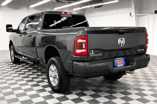 Photo of 2023 Granite Crystal Metallic Clearcoat RAM 2500