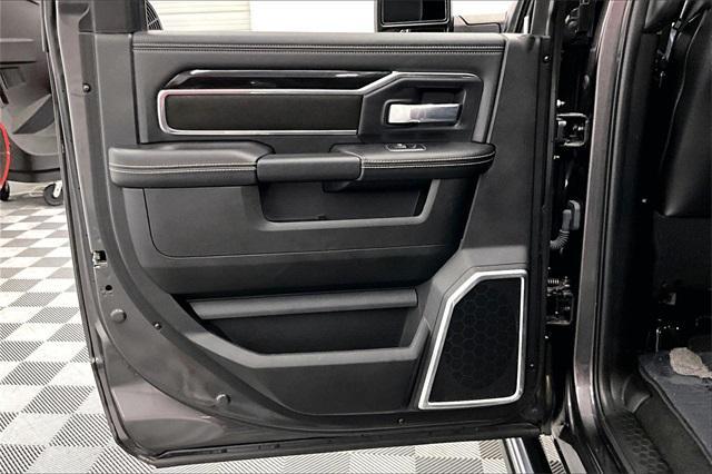 Photo of 2023 Granite Crystal Metallic Clearcoat RAM 2500